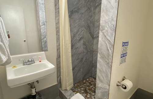 Sunrise Manor Hotel | Lucky cuss Motel