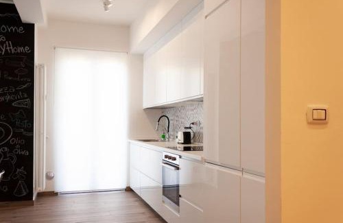 Borgo Milano Apartamento | Lucky Home Near Train Station and City center