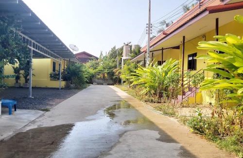 Prakhon Chai Casa | Lucky Home Prakhon Chai