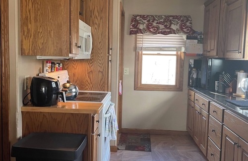 Edwardsburg Casa | Lucky Lake Life—20 minutes from Notre Dame!!