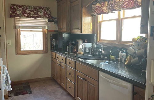 Edwardsburg Casa | Lucky Lake Life—20 minutes from Notre Dame!!