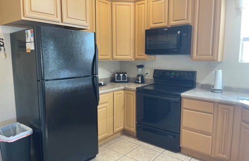 Mesquite Condominio | Lucky Seven Oasis by Mesquite Vacation Rentals with Community Pool and $510 in free daily activities