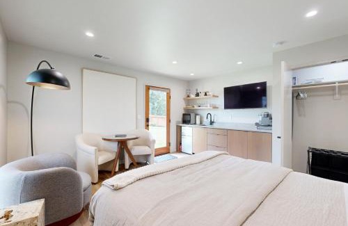 Myrtle Creek Apartamento | Lucky Strike Suite on the River