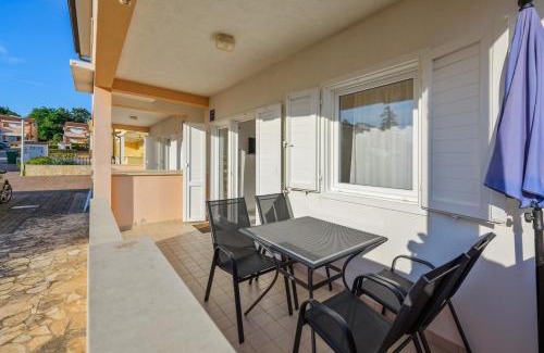 Lovrecica Casa | LUCREZIA house with apartments