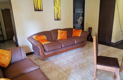 Parrita Casa | Casa Lucy 2