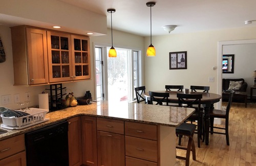 Ludlow Casa | Ludlow Vermont Ski House