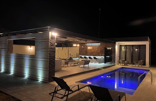 Puebla Chalet De Esquí | Vrbo Property