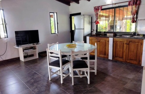 El Encón Casa | Lugar para conectar con la naturaleza con vista a la precordillera