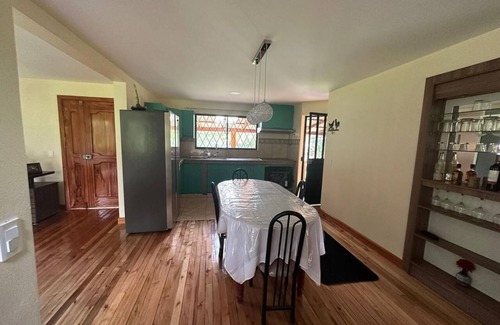 Cuenca Casa | Lugar para relajarse con tu familia, cerca de la ciudad al mismo tiempo alejado.