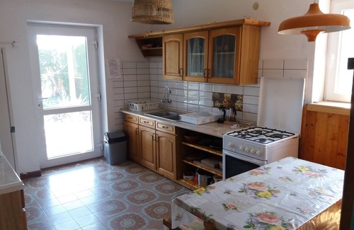 Badacsonytomaj Apartamento | Lugas Panorama 3-bedroom apartment in charming Badacsonytomaj with AC, WiFi