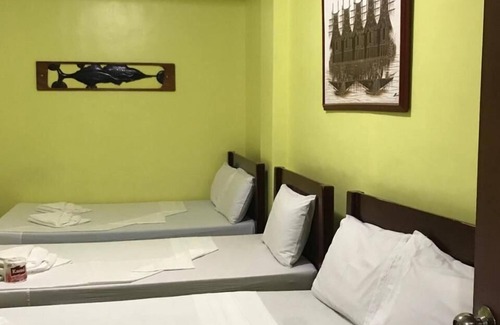 Coron Town Proper Casa | Luis Bay Travellers Lodge Coron