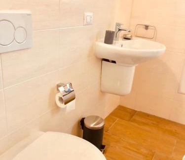 Villaggio Belmonte Apartamento | Luisa Apartment, Lake Maggiore