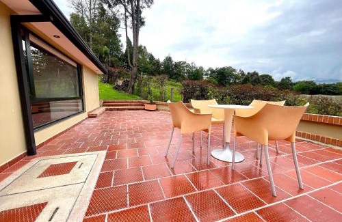Choconta Casa | Lujosa Cabaña Represa del Sisga TV Wifi Cocina BBQ
