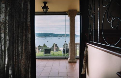 Cangas Casa | Lujosa casa con vistas increíbles by CABANA Rentals