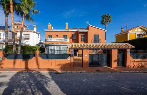 Alhaurín de la Torre Villa | lujosa villa en Alhaurin de la Torre 7 dormitorios