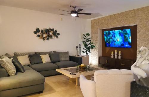 Marina Vallarta Casa | Lujosa y acogedora Villa Conchita con alberca privada