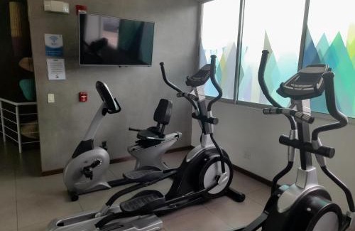 Hatillo Apartamento | Lujoso condominio con lavadora y secadora, S. José