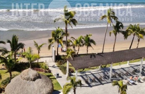 Las Gaviotas Apartamento | Lujoso departamento a pie de playa