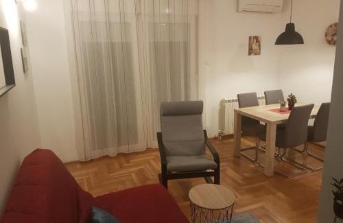 Zvezdara Apartamento | Luka Lux apartman