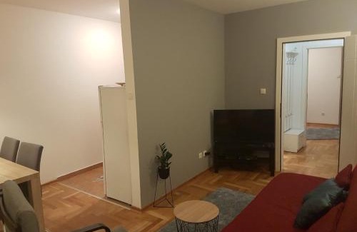 Zvezdara Apartamento | Luka Lux apartman