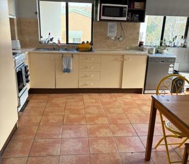 Jindabyne Casa | Luke's Alpine Mountain View rooms