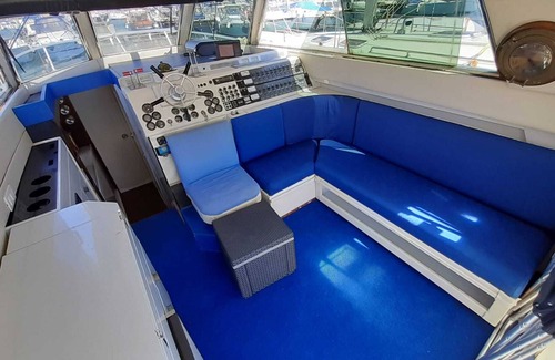 Salerno Alquiler De Eote | Lulled by the Sea Deluxe Boat and breakfast