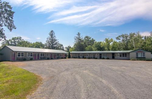 Balsam Lake Apartamento | Lumber Jill Lodge 16 Two Queen Room