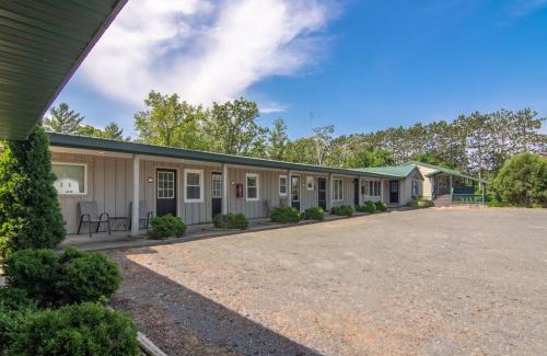 Balsam Lake Apartamento | Lumber Jill Lodge 17 King Bed Retreat