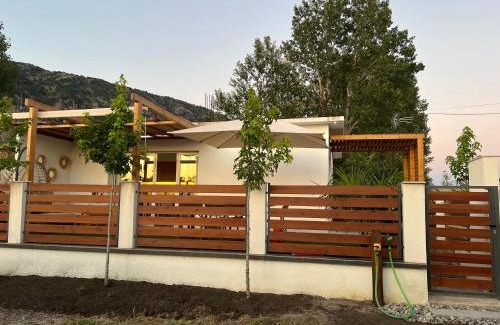 Velipoje Casa | Lumière House