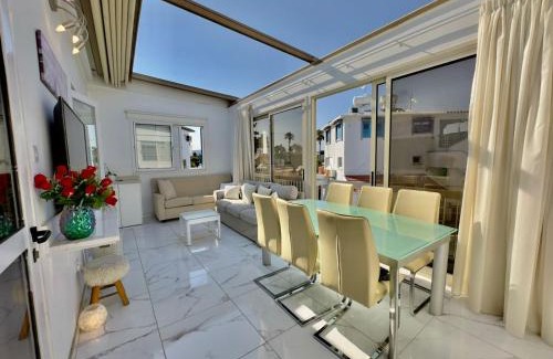 Oroklini Apartamento | Lumière Retreat 2