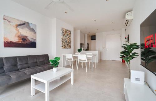 Tropicana Apartamento | Lumi Tropicana Golf Course View