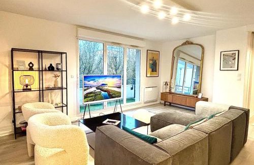Chartres-de-Bretagne Apartamento | LUMIERE- Appartement Design et Élégant