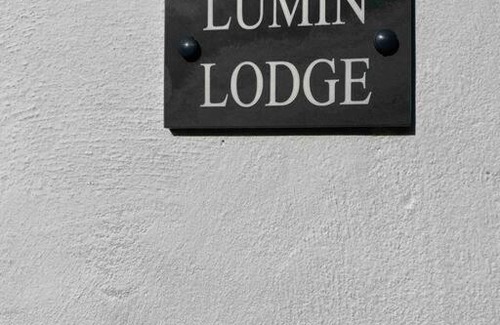 Norwich Casa | Lumin Lodge -Calm, cosy space near Norwich Airport