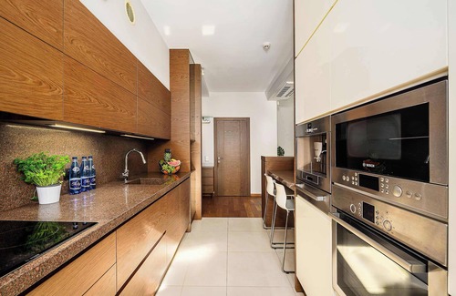 Srodmiescie Apartamento | Lumina stylish apartment with parking