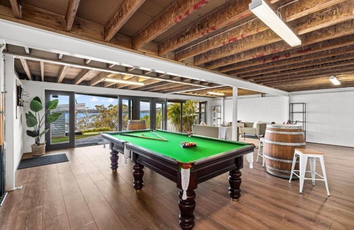 Silverwater Casa | Luminara Lago 6br Waterfront Retreat with Pool at Silverwater