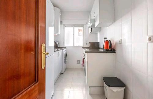 San Diego Otro | luminosa habitación en apartamento compartido