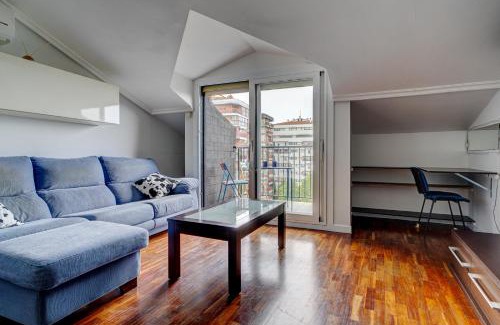 Irún Apartamento | Luminoso ático con terraza, Irún, Parking, 4Pax