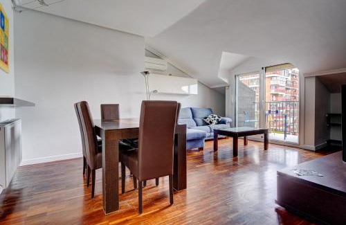 Irún Apartamento | Luminoso ático con terraza, Irún, Parking, 4Pax