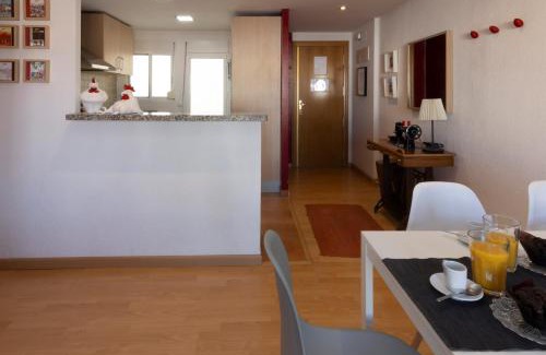 Jesus Apartamento | LUMINOSO. COMODO. ACOGEDOR. WIFI. Junto a AVE