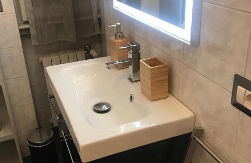 Niguarda Apartamento | Luminoso e accogliente appartamento a Milano