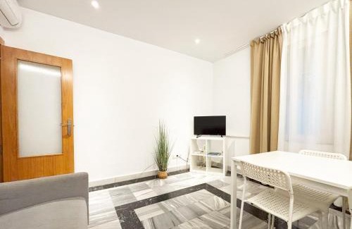 Ventas Apartamento | Luminoso, muy amplio, buena zona