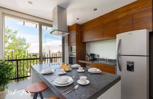 Barrio Zama Condominio | Luminous 2 BR With Roof Pool Close to Hotel Zone by Waves Management