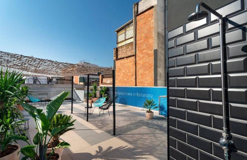 El Camp de l'Arpa del Clot Apartamento | Luminous and modern Apartment in Example