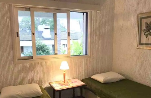 Cantegril Apartamento | Luminous apartment with own barbecue, pool and maid