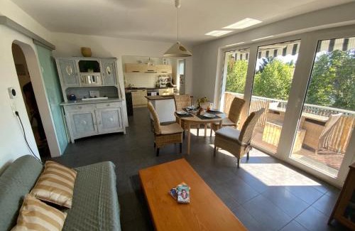 Kehl Apartamento | Luminous apartment in Kehl near Strasbourg, conveniently located next to a tram stop with direct access to Strasbourg city centre