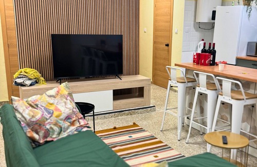 Trinitat Apartamento | Luminous Apartment in Ciutat Vella
