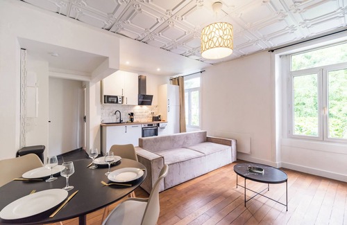 Guingamp Apartamento | Luminous, designer cocoon near train station Hôtel Lefort