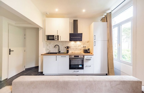 Guingamp Apartamento | Luminous, designer cocoon near train station Hôtel Lefort