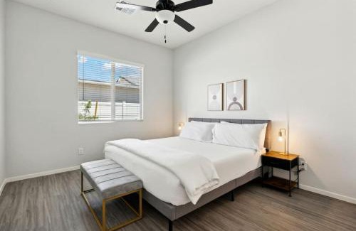 Casa Grande Apartamento | Luminous Sunrise Home in Casa Grande with Pool,BBQ