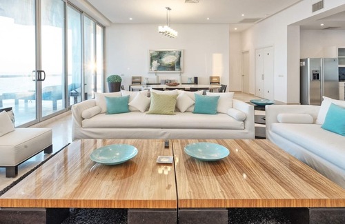 Puerto Peñasco Apartamento | Luna Blanca 1201 – Beachfront Bliss Above the Waves